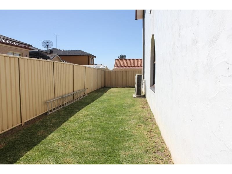 11 Spagnolo Place, Prestons NSW 2170