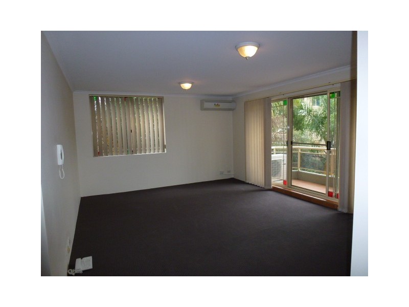 6/6 Mead Drive, Chipping Norton NSW 2170