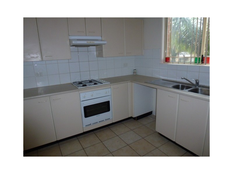 6/6 Mead Drive, Chipping Norton NSW 2170