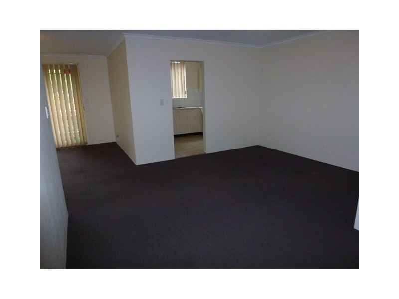 6/6 Mead Drive, Chipping Norton NSW 2170