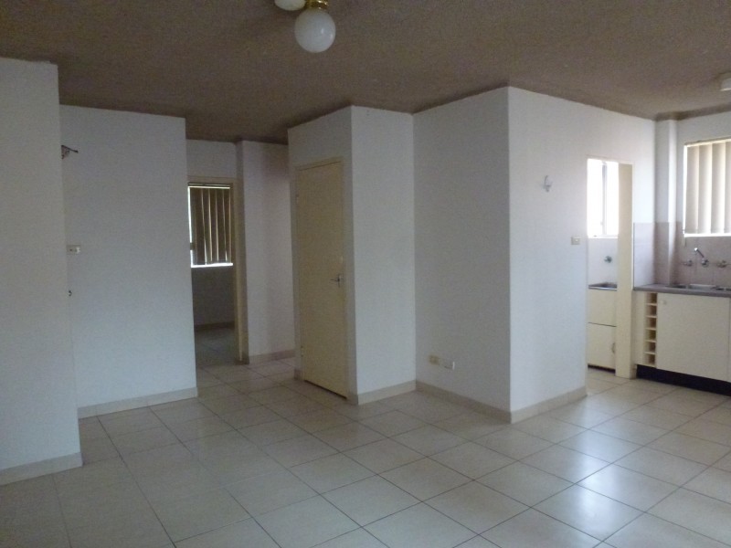 12/4 Forbes Street, Warwick Farm NSW 2170