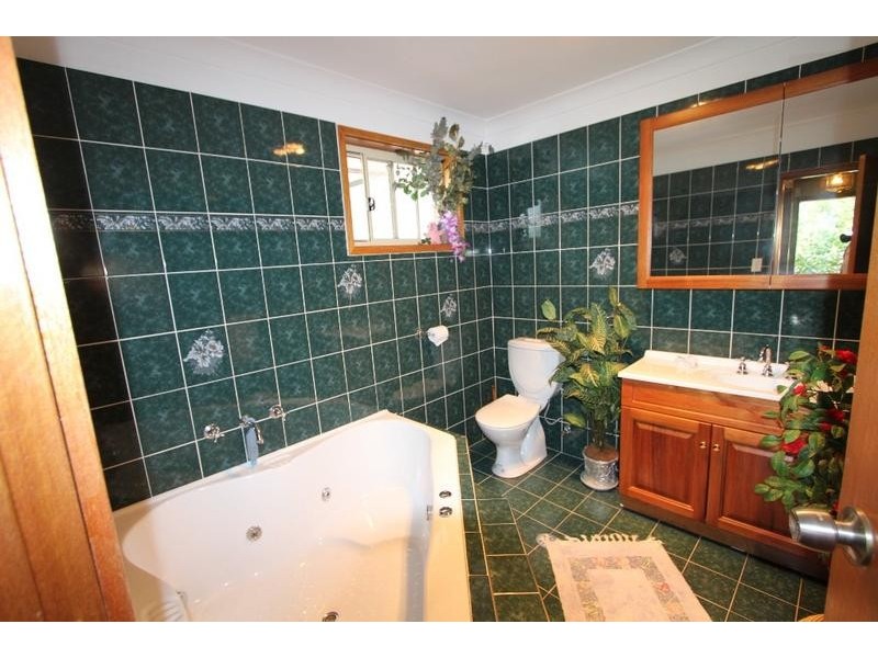 36 Paine Avenue, Moorebank NSW 2170