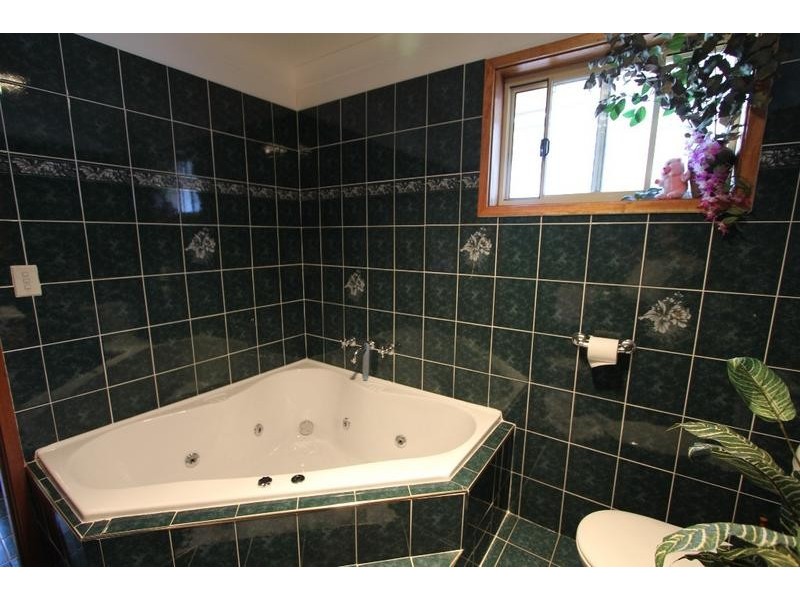 36 Paine Avenue, Moorebank NSW 2170