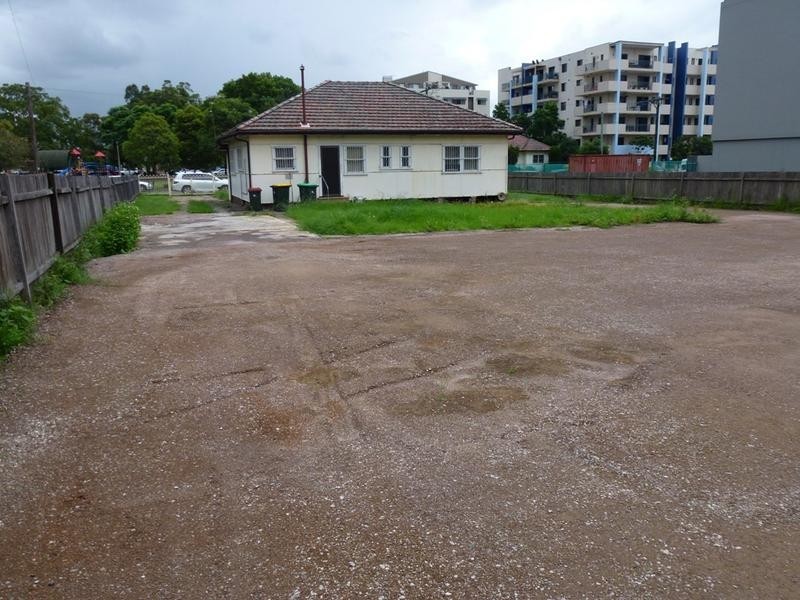 30 Castlereagh Street, Liverpool NSW 2170