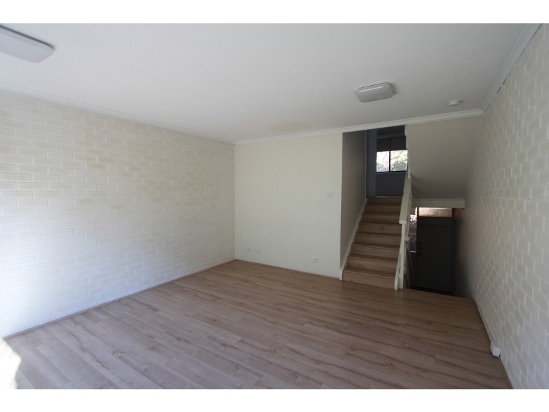 6/17 Lachlan Street, Warwick Farm NSW 2170