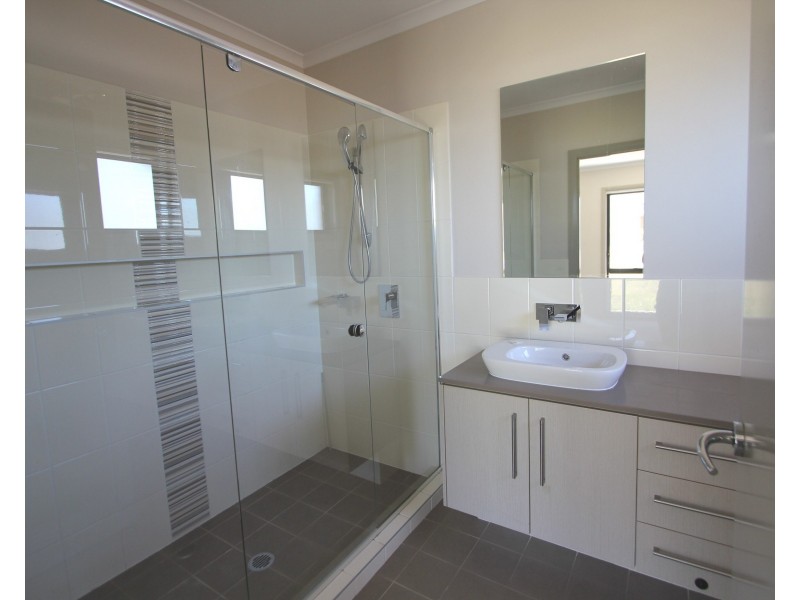 3 Lilli Pilli Drive, Pleasure Point NSW 2172