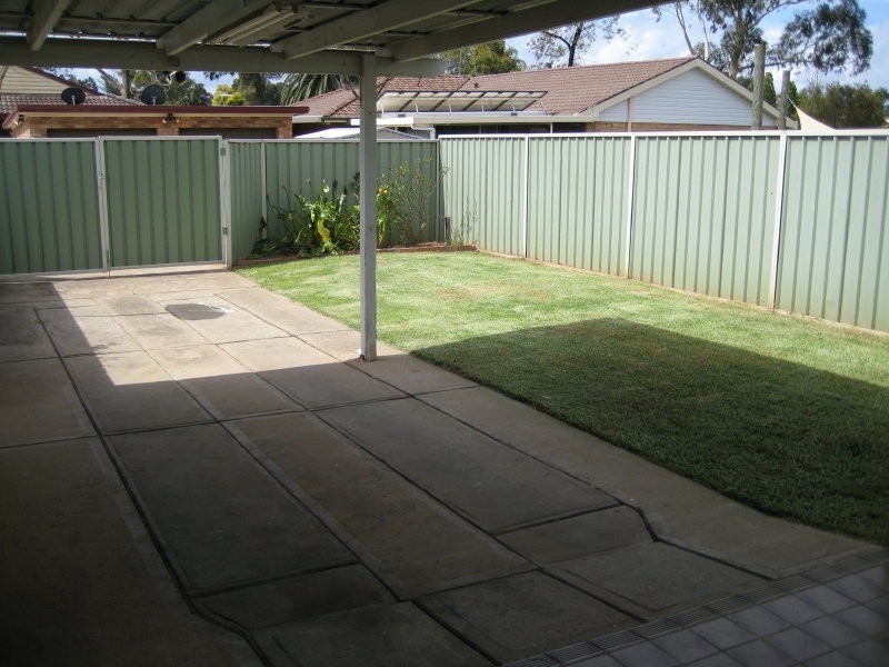 30 Wolverton Avenue, Chipping Norton NSW 2170