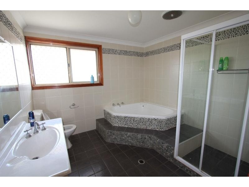 1/36 Flinders Crescent, Hinchinbrook NSW 2168