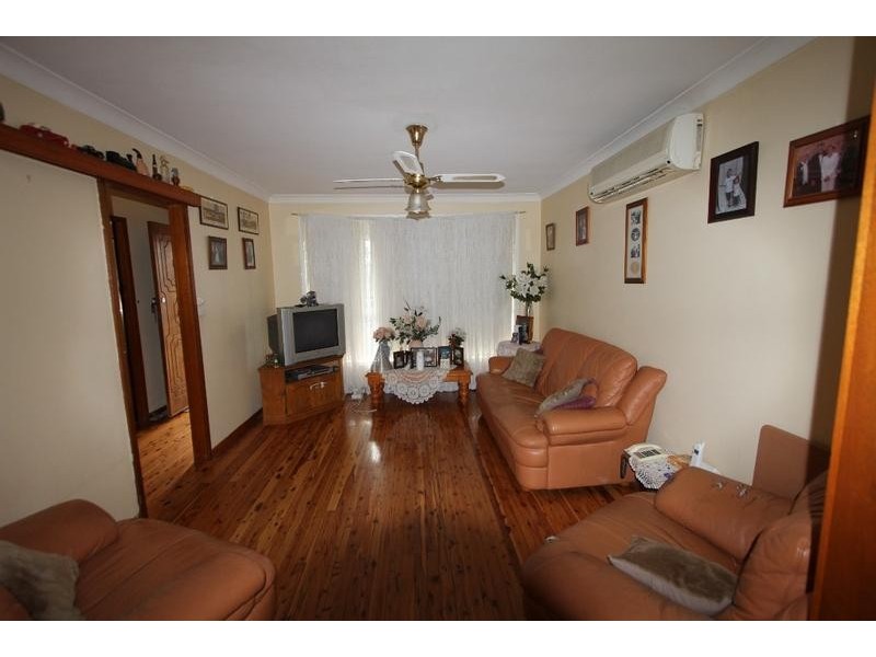 6 Venus Place, Lansvale NSW 2166