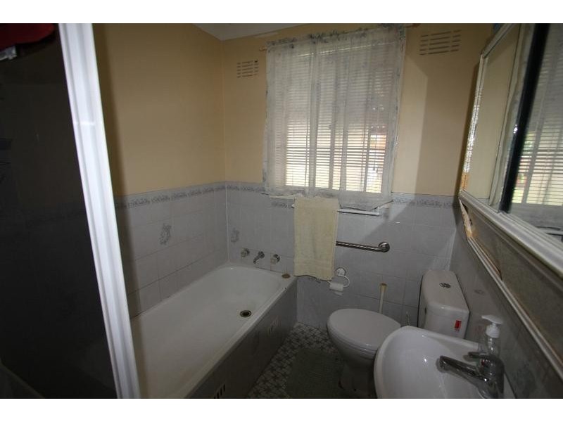 6 Venus Place, Lansvale NSW 2166