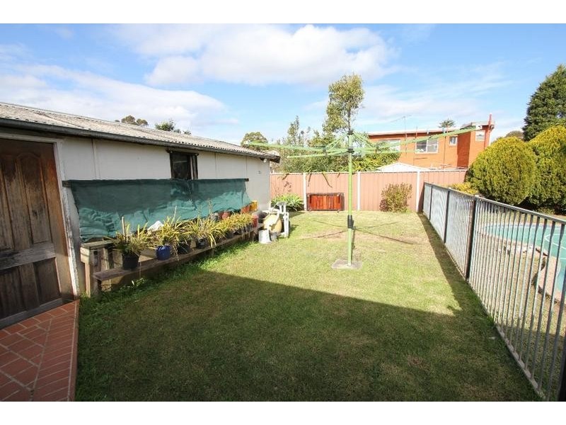6 Venus Place, Lansvale NSW 2166