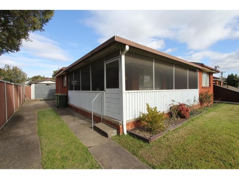 6 Venus Place, Lansvale NSW 2166