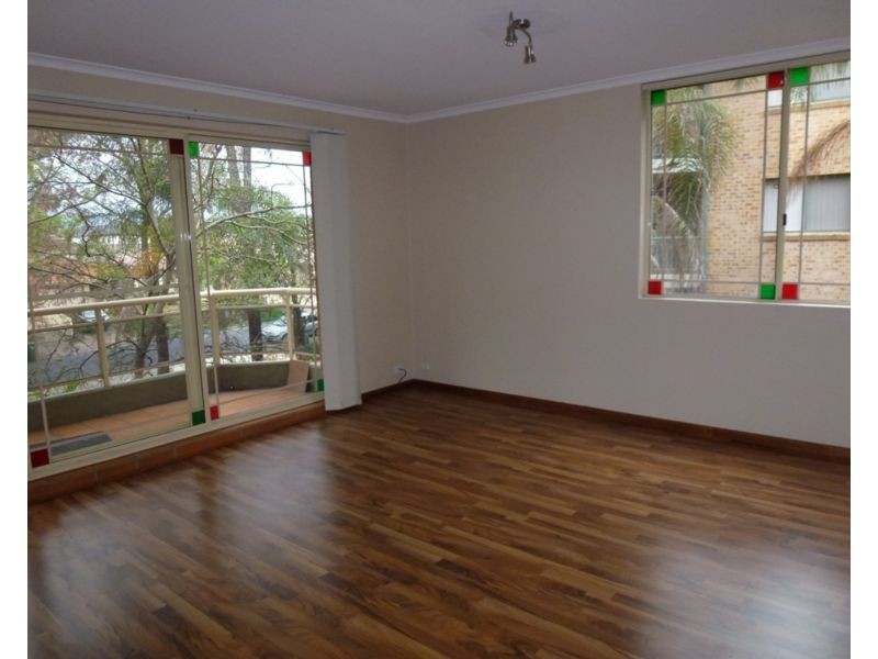 19/6 Mead Drive, Chipping Norton NSW 2170