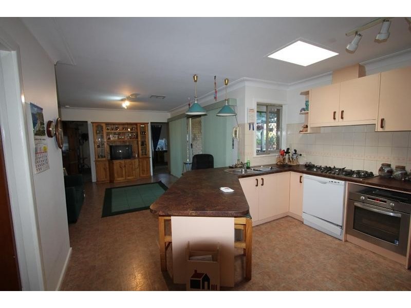 42 Huntingdale Avenue, Lansvale NSW 2166