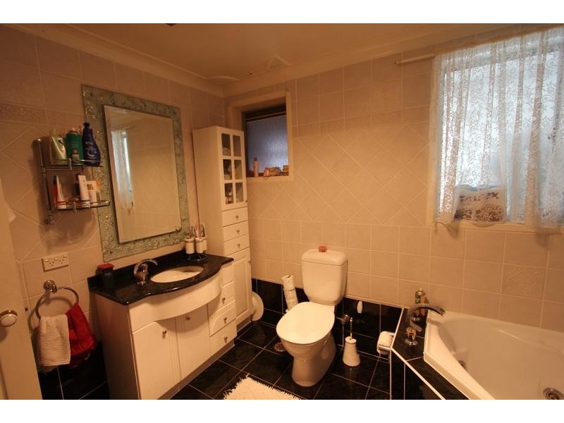 22 Birkdale Crescent, Liverpool NSW 2170