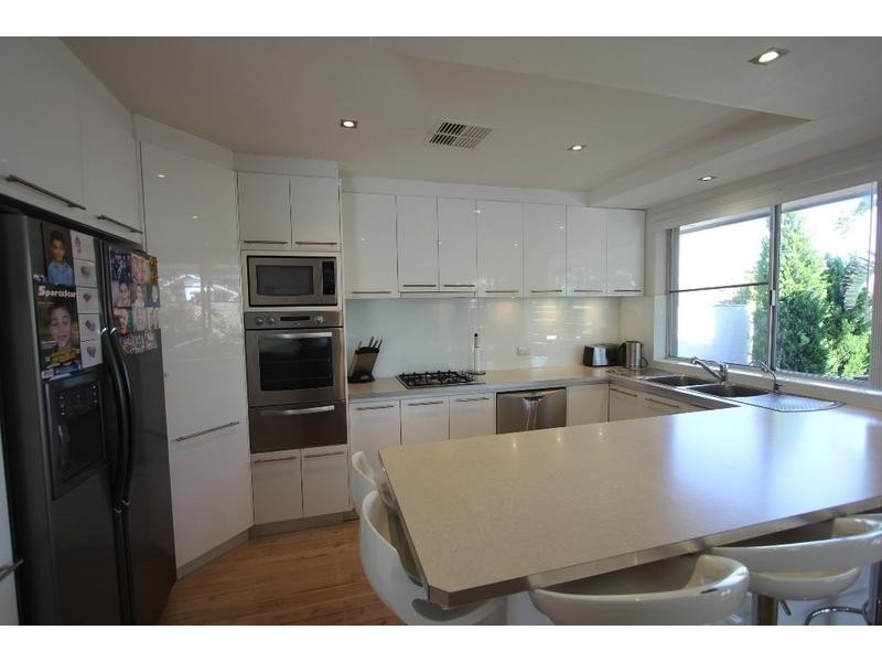 33 Huntingdale Avenue, Lansvale NSW 2166