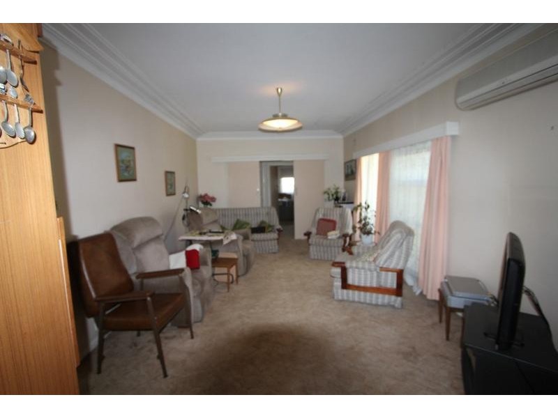 106 Hill Road, Lurnea NSW 2170