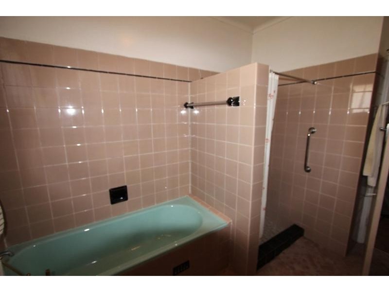 106 Hill Road, Lurnea NSW 2170