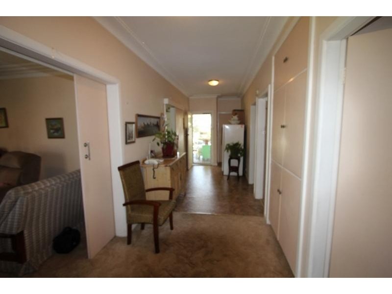 106 Hill Road, Lurnea NSW 2170