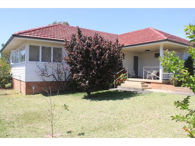 106 Hill Road, Lurnea NSW 2170