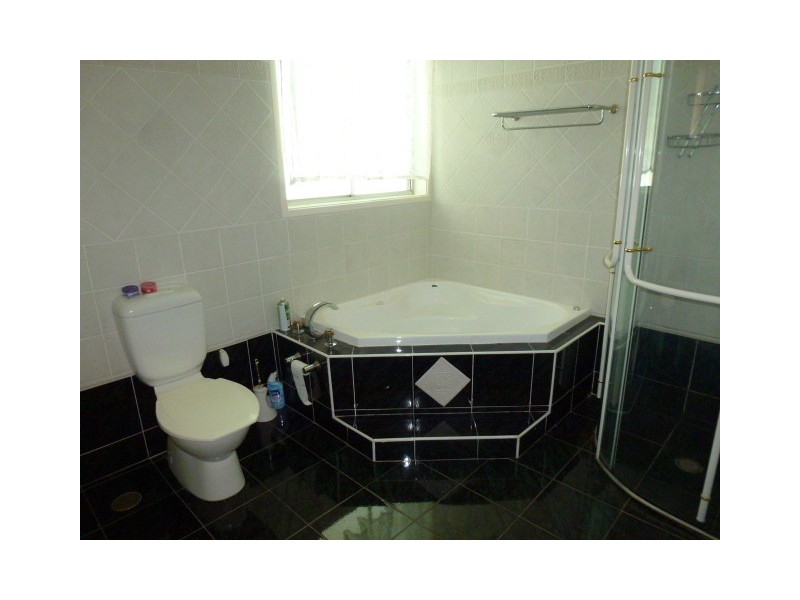 22 Birkdale Crescent, Liverpool NSW 2170