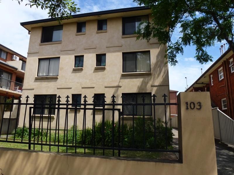 8/103 Castlereagh Street, Liverpool NSW 2170