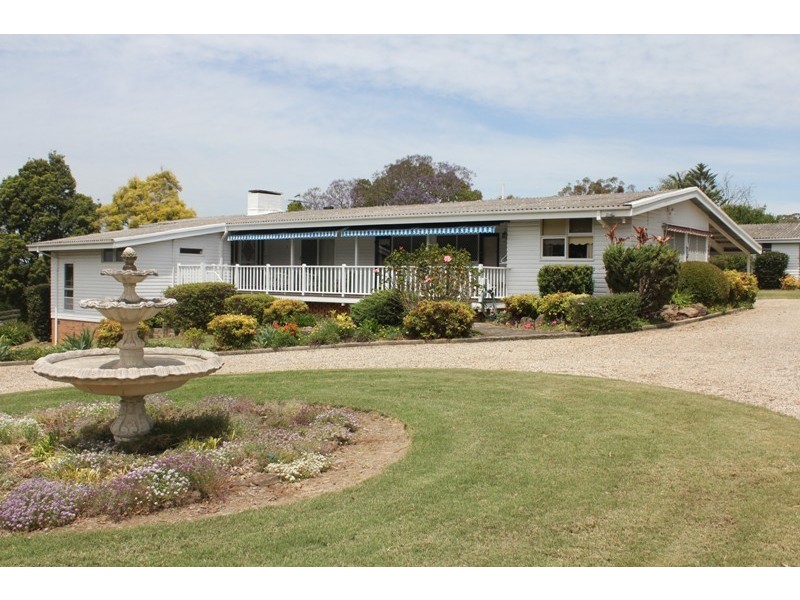 4 Blomfield Road, Denham Court NSW 2565