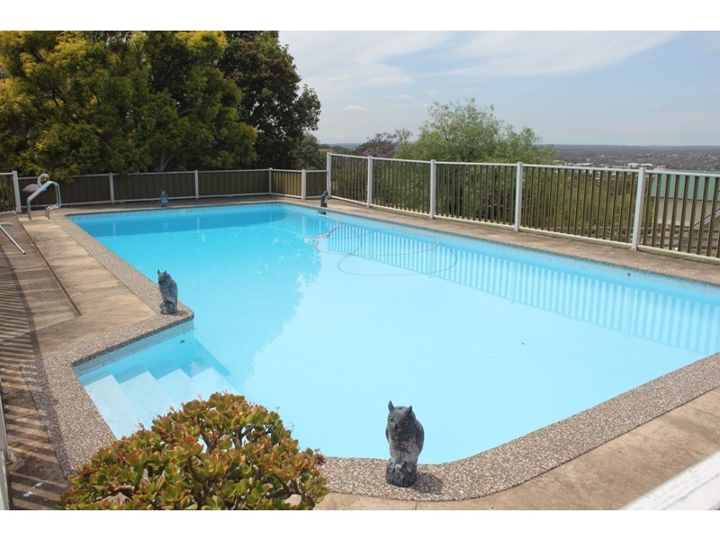 4 Blomfield Road, Denham Court NSW 2565