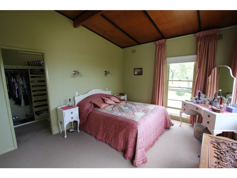 4 Blomfield Road, Denham Court NSW 2565