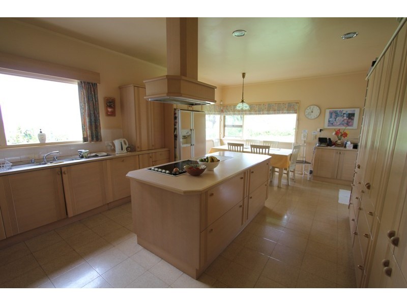 4 Blomfield Road, Denham Court NSW 2565