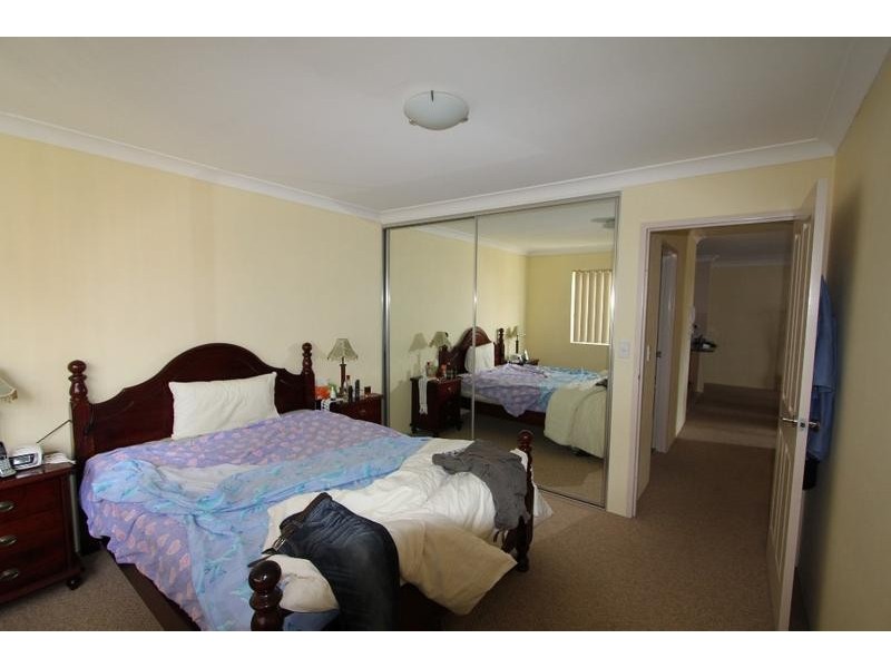 22/12-20 Lachlan Street, Liverpool NSW 2170