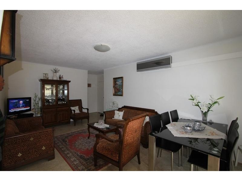 2/7 Hart Street, Warwick Farm NSW 2170