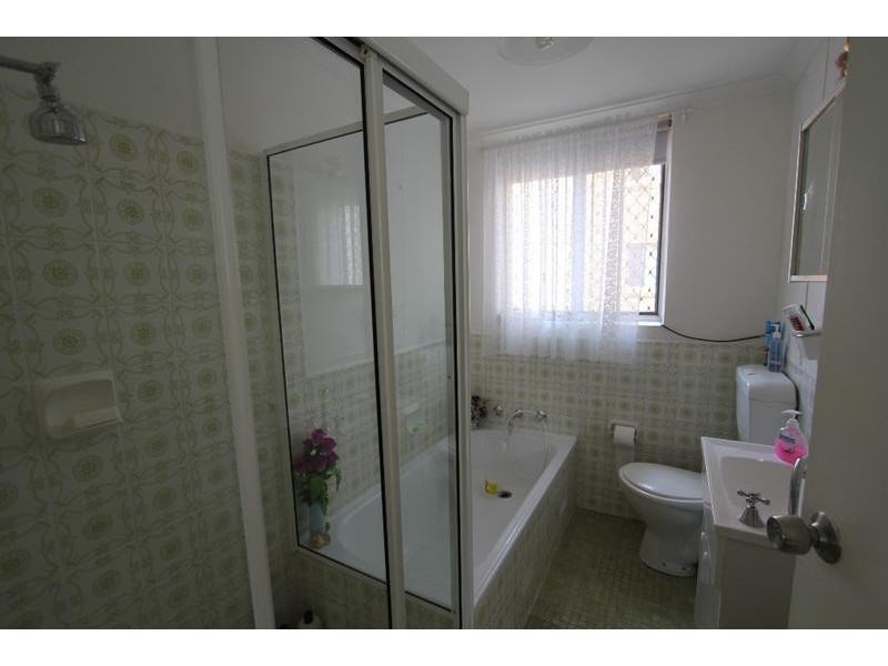 2/7 Hart Street, Warwick Farm NSW 2170