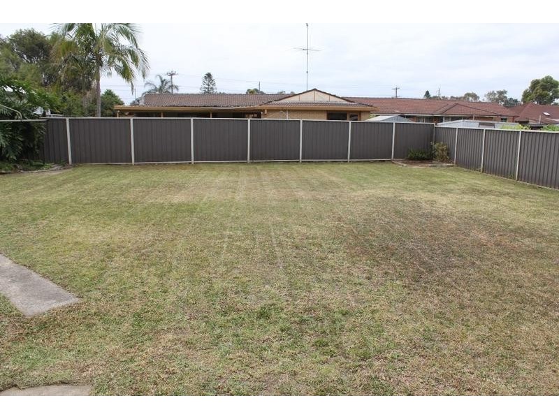 13 Joseph Street, Chipping Norton NSW 2170