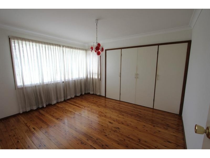 13 Joseph Street, Chipping Norton NSW 2170