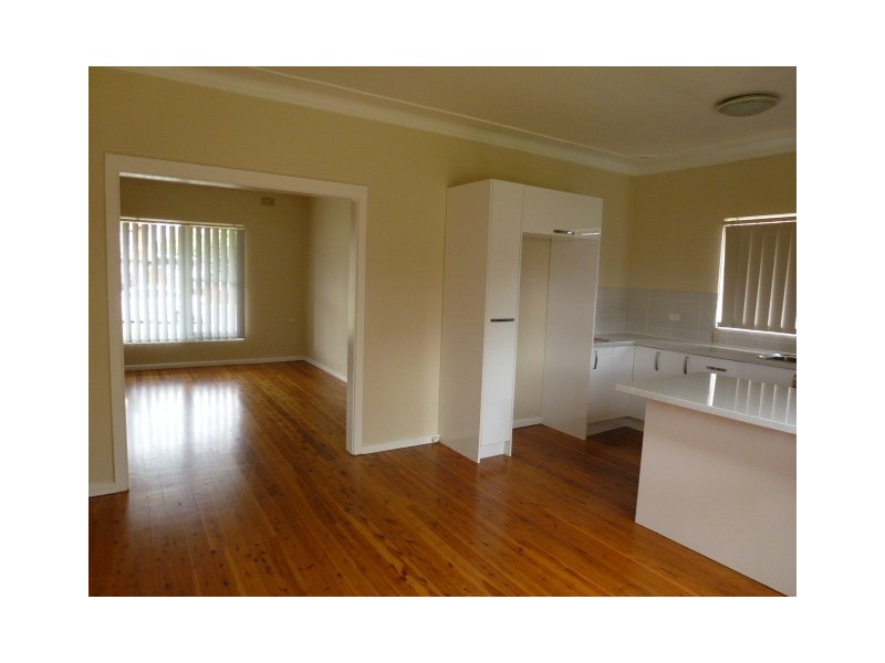 31 Alderson Ave, Liverpool NSW 2170