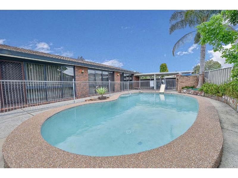 11 Joseph Street, Chipping Norton NSW 2170