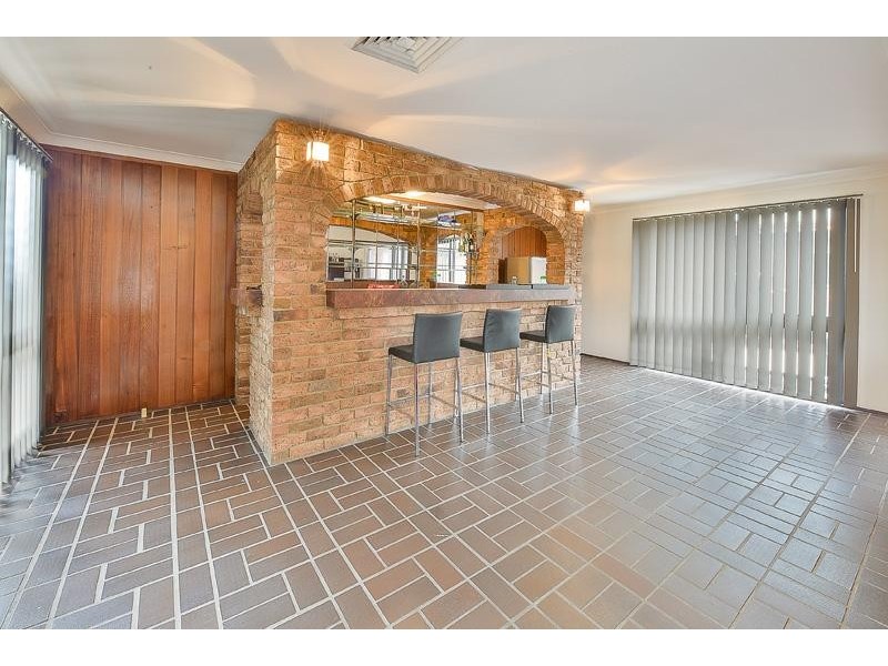 11 Joseph Street, Chipping Norton NSW 2170