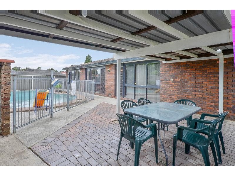 11 Joseph Street, Chipping Norton NSW 2170