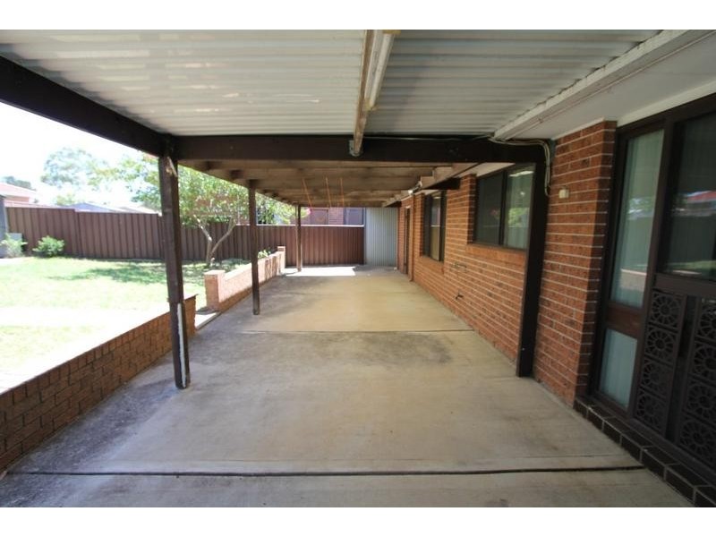 7 Amaroo Street, Bonnyrigg NSW 2177