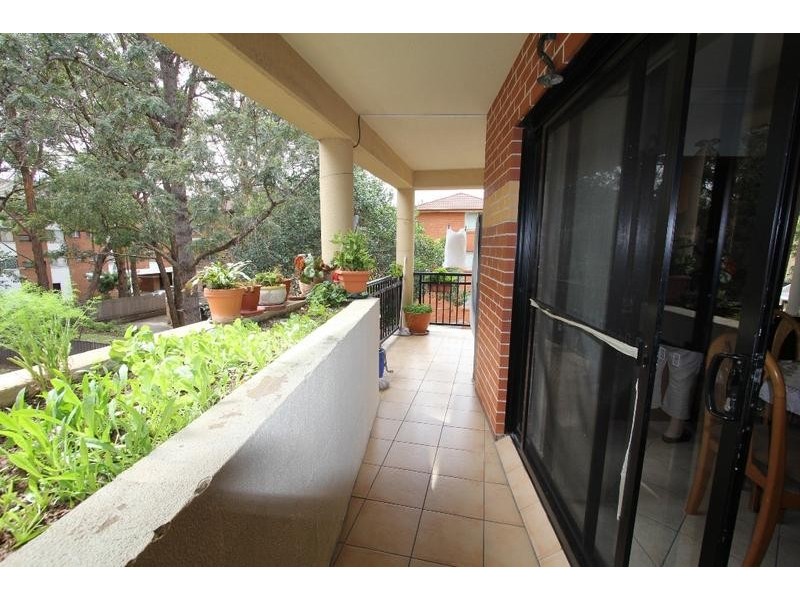 6/12 Charles Street, Liverpool NSW 2170