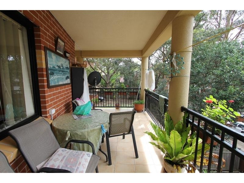 6/12 Charles Street, Liverpool NSW 2170