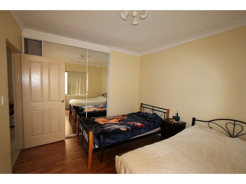 6/12 Charles Street, Liverpool NSW 2170