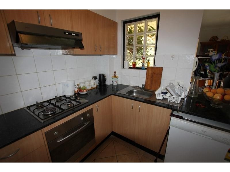 6/12 Charles Street, Liverpool NSW 2170