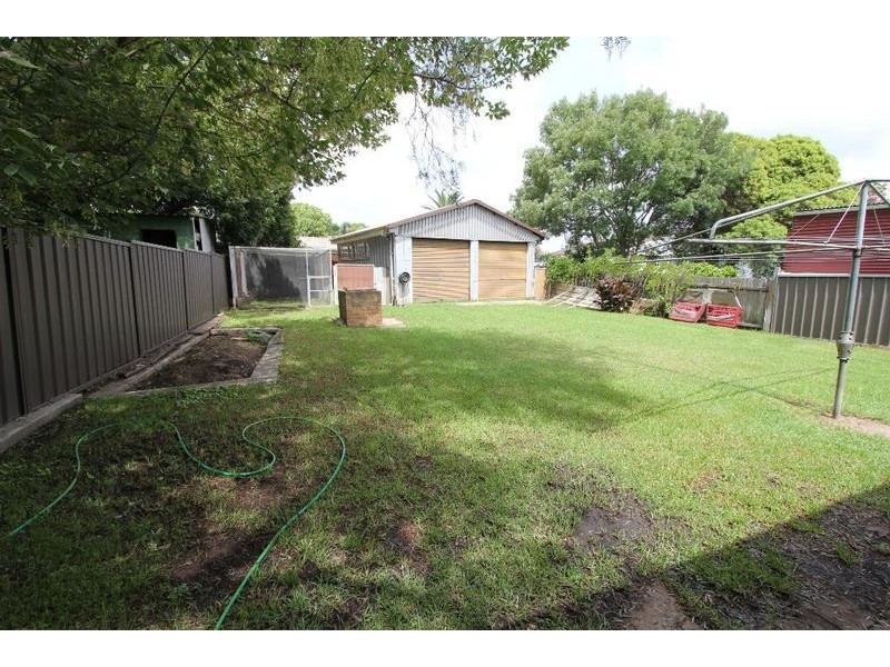 52 Lions Avenue, Lurnea NSW 2170