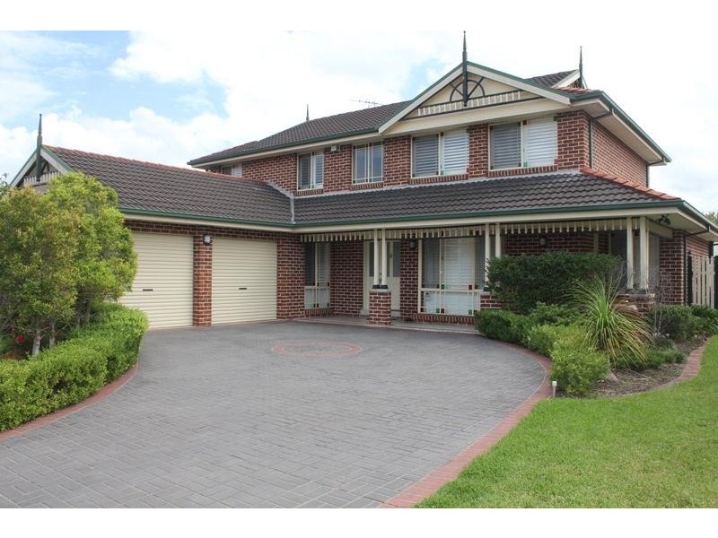 25 Banyule Court, Wattle Grove NSW 2173