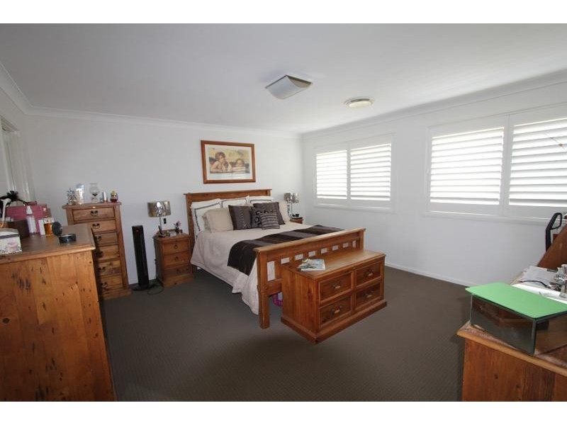 25 Banyule Court, Wattle Grove NSW 2173
