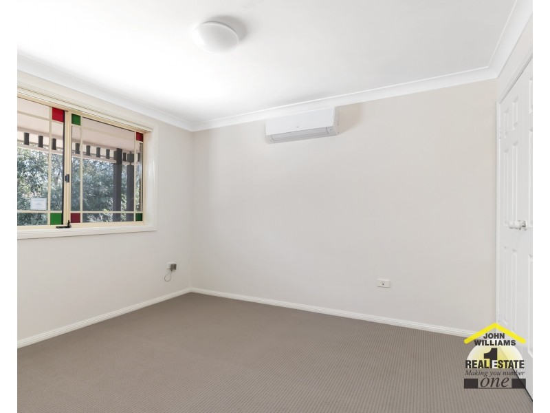 1/14 Cato Way, Casula NSW 2170