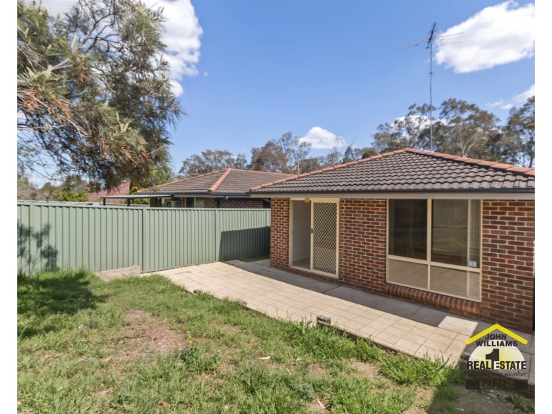 1/14 Cato Way, Casula NSW 2170