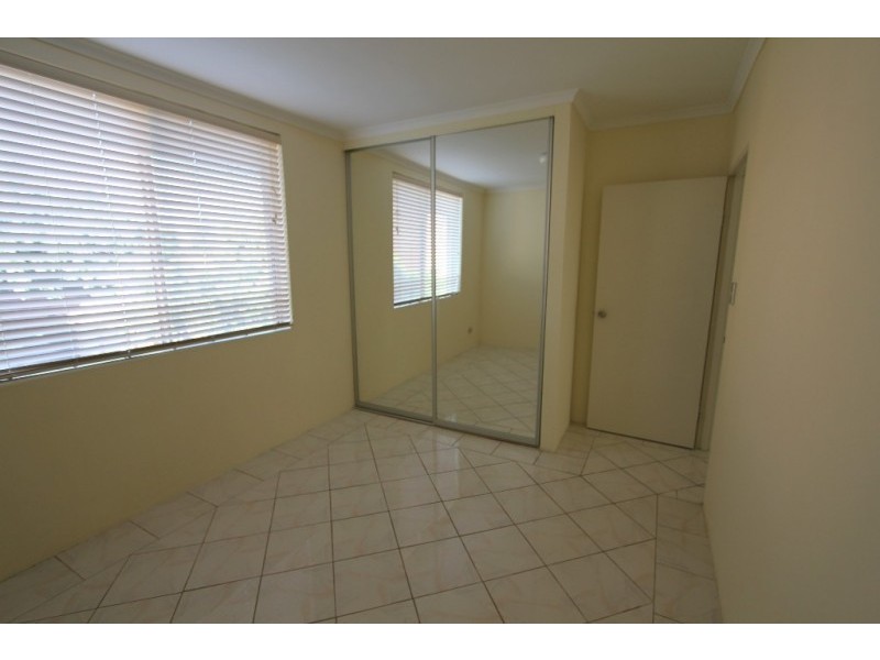 16/4 Riverpark Drive, Liverpool NSW 2170